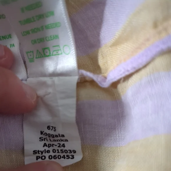 Lilly Pulitzer Coralynn Button Down Shirt‎ 100% Linen Yellow/Purple Stripes - Picture 8 of 8